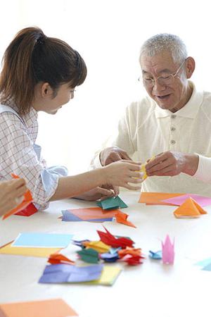 虫歯治療してホワイトニングで白い美しい歯