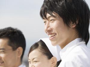 京都にある歯科でインプラント治療を行う